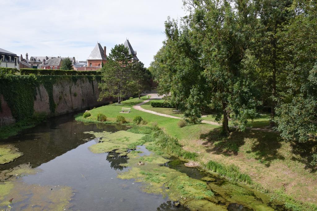 La Porte De Bretagne Péronne Екстериор снимка